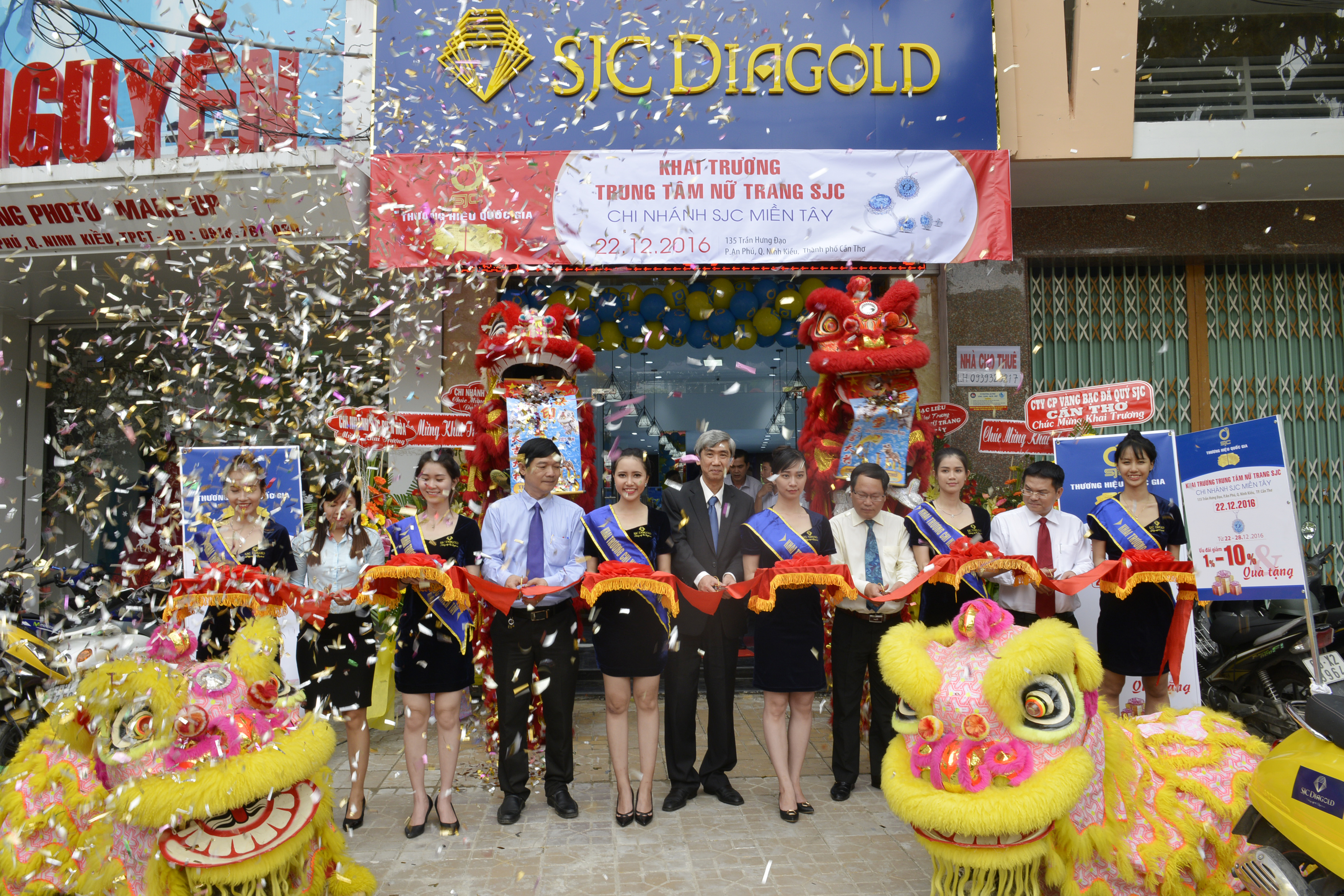 Khai trương trung tâm nữ trang chi nhánh SJC Miền Tây